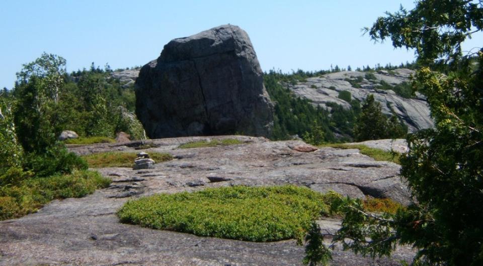 Interesting rock formations at the top of Bald Peak.