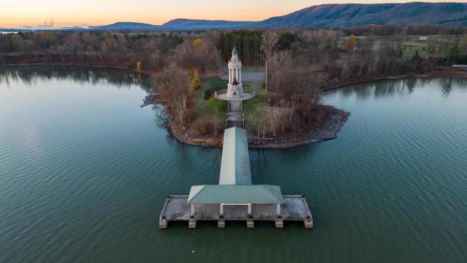 Champlain memorial Lighthouse